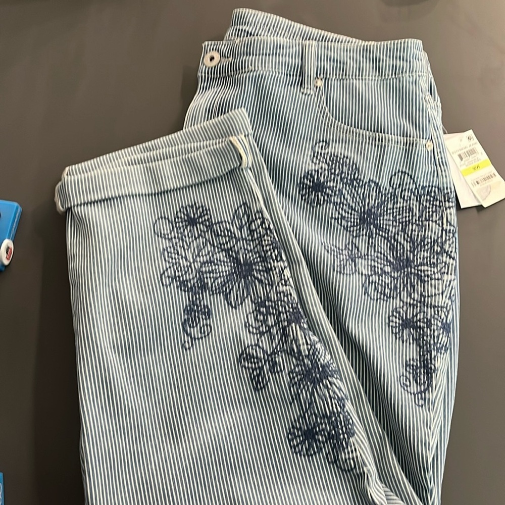 NWT Style & Co Boyfriend Jeans 18W